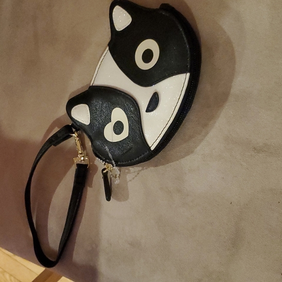 Betsey Johnson Handbags - FINAL MUST GO Betsey Johnson wristlet